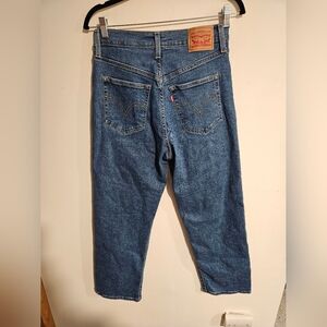 Levi's Ribcage Straight Ankle Jeans